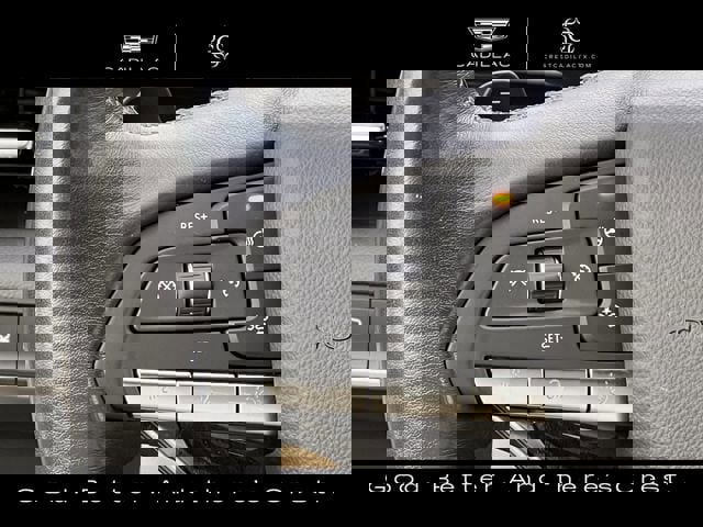 Certified 2024 Cadillac Escalade Premium Luxury image 17