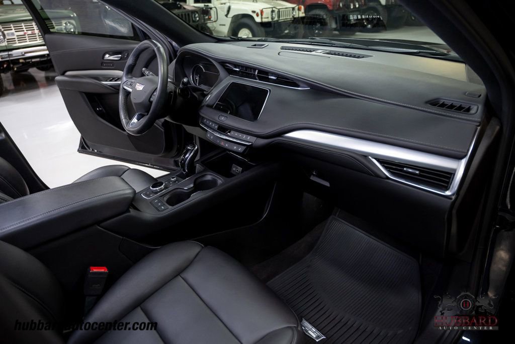 Used 2023 Cadillac XT4 Premium Luxury image 25