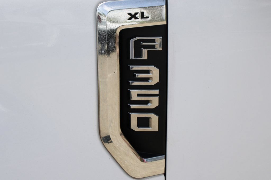 Used 2018 Ford F350 XL w/ Power Equipment Group RWD image 40