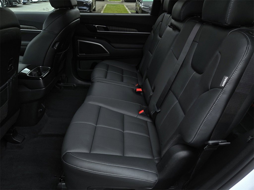Used 2024 Kia Telluride EX image 13