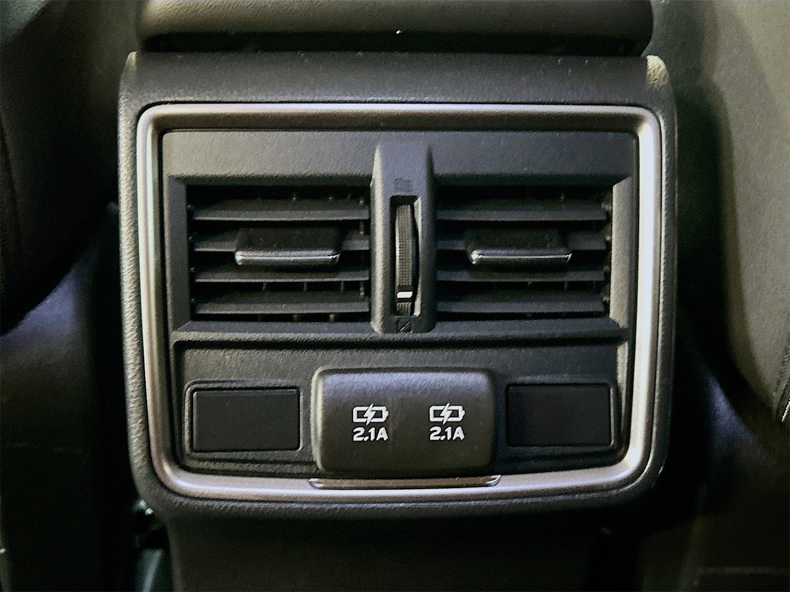 Used 2024 Subaru Forester Premium image 25