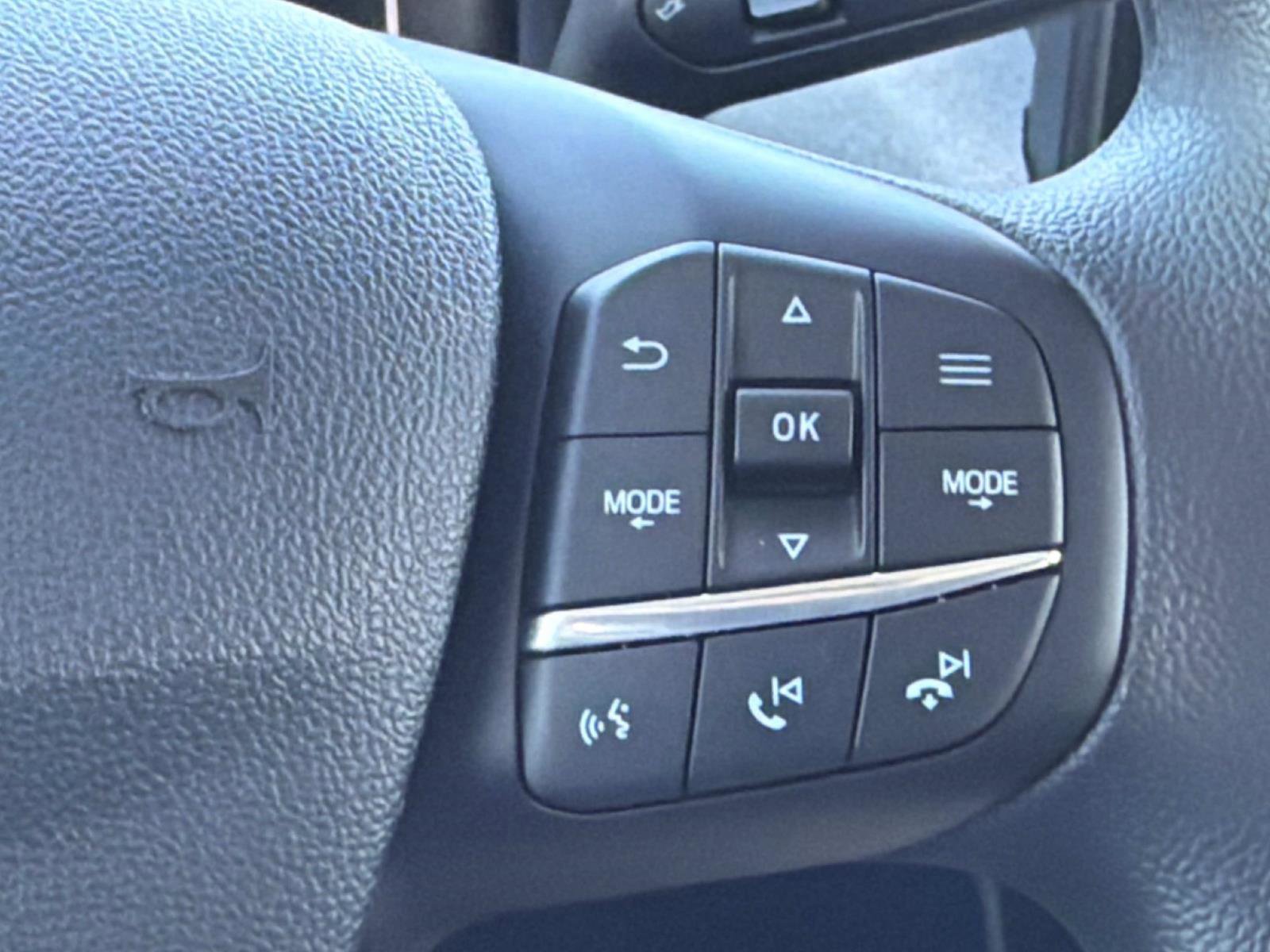 Certified 2025 Ford Maverick XLT w/ 4K Tow Package image 19