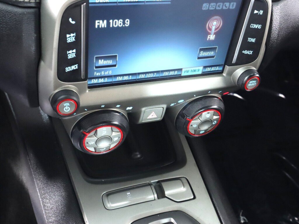 Used 2015 Chevrolet Camaro LT RWD image 15