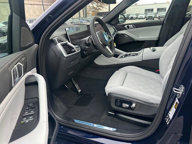 New 2026 BMW X6 xDrive40i image 4