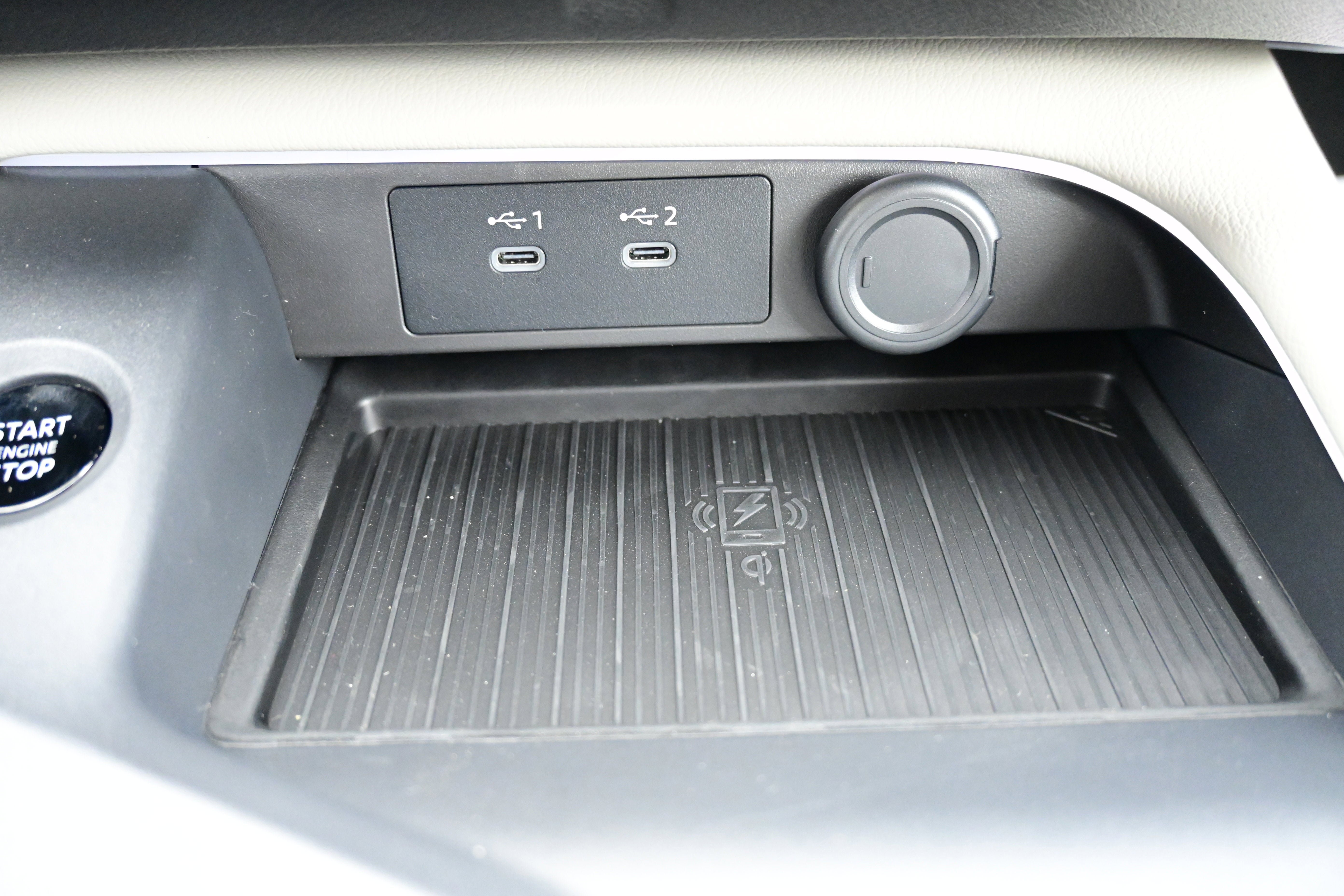 New 2026 Nissan Sentra SL w/ Floor Mat Package FWD image 26