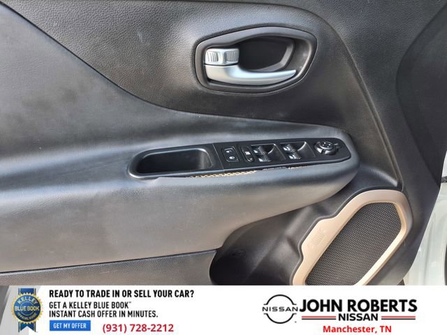 Used 2016 Jeep Renegade Limited image 28