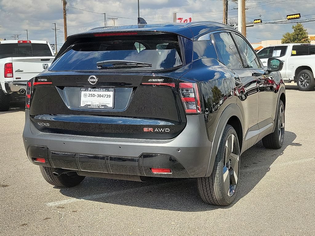 New 2025 Nissan Kicks SR w/ SR Premium Package AWD/4WD image 12
