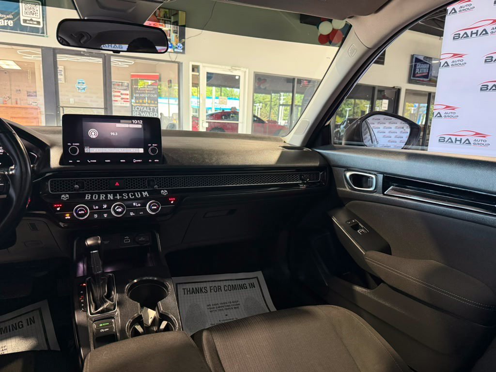 Used 2022 Honda Civic EX image 24