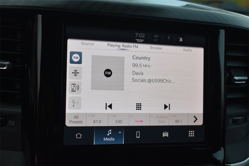 New 2026 RAM 1500 4x4 Crew Cab image 32