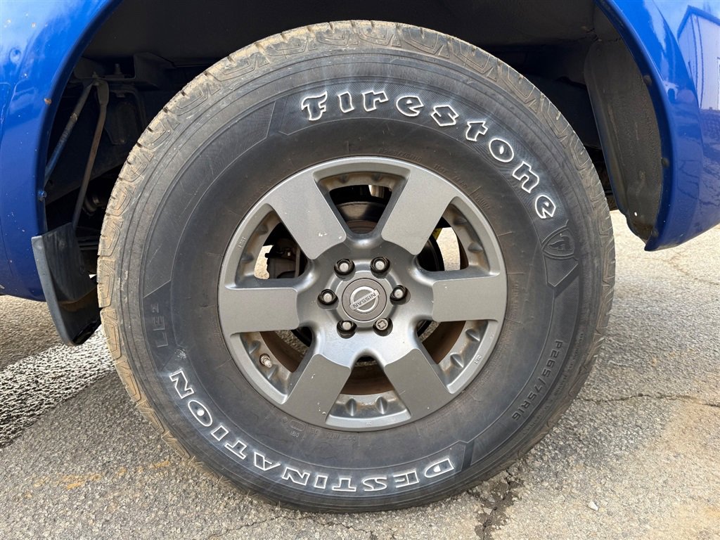 Used 2013 Nissan Frontier Desert Runner image 28