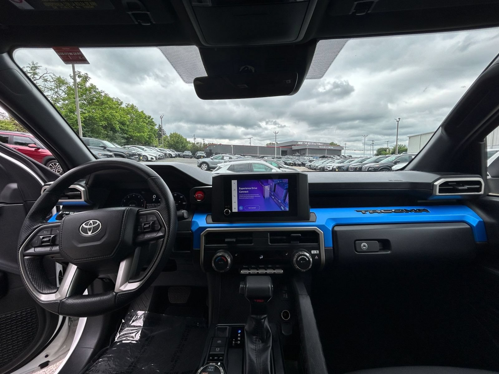 Used 2025 Toyota Tacoma TRD Off-Road AWD/4WD image 28