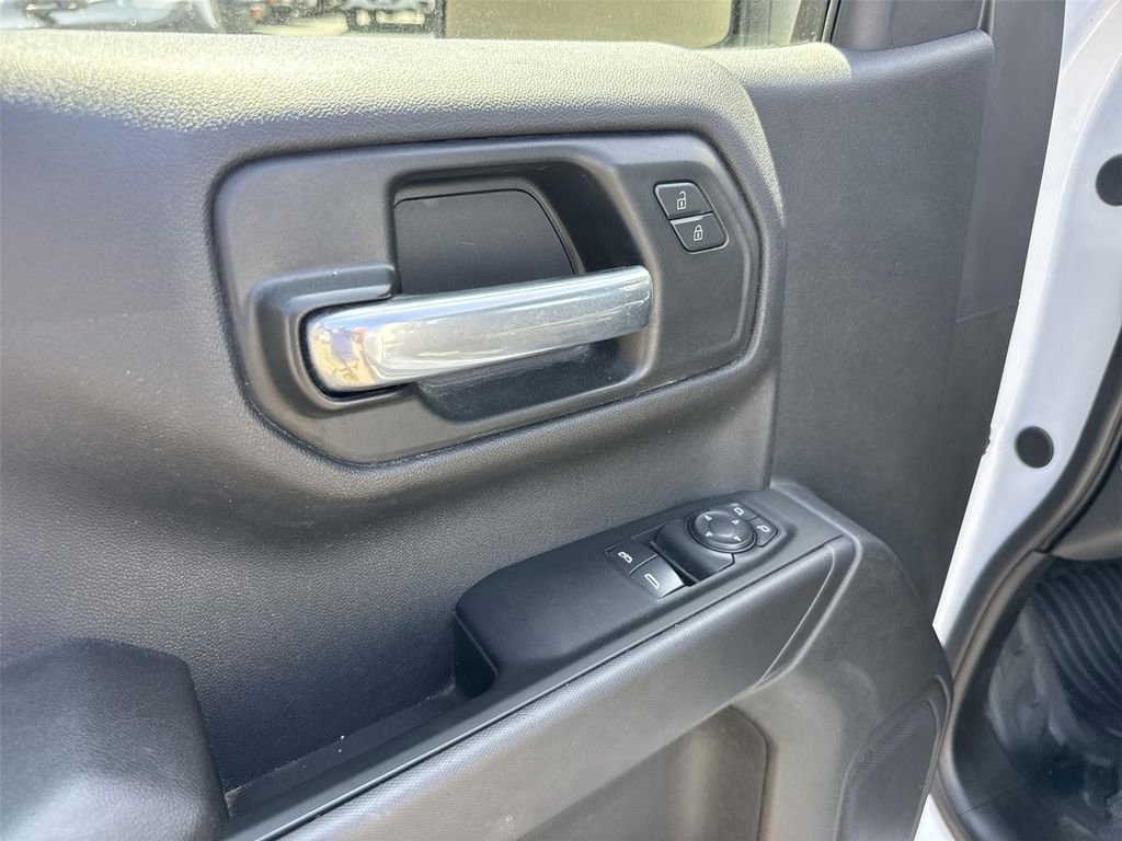 Used 2025 Chevrolet Silverado 1500 W/T image 20