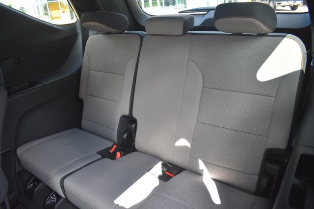 New 2026 Chevrolet Traverse LT w/ LPO, Floor Liner Package FWD image 16
