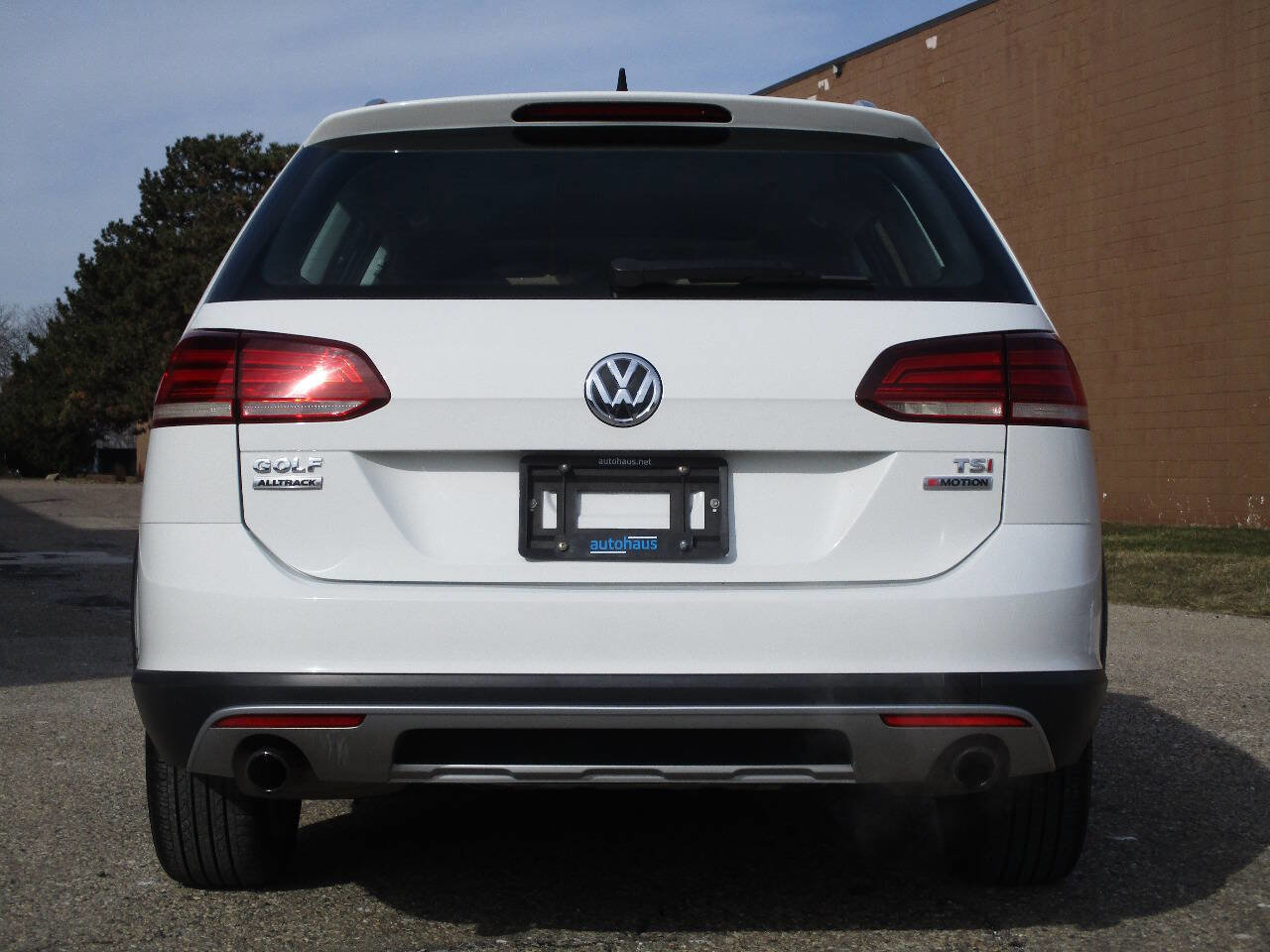 Used 2018 Volkswagen Golf Alltrack SE image 6