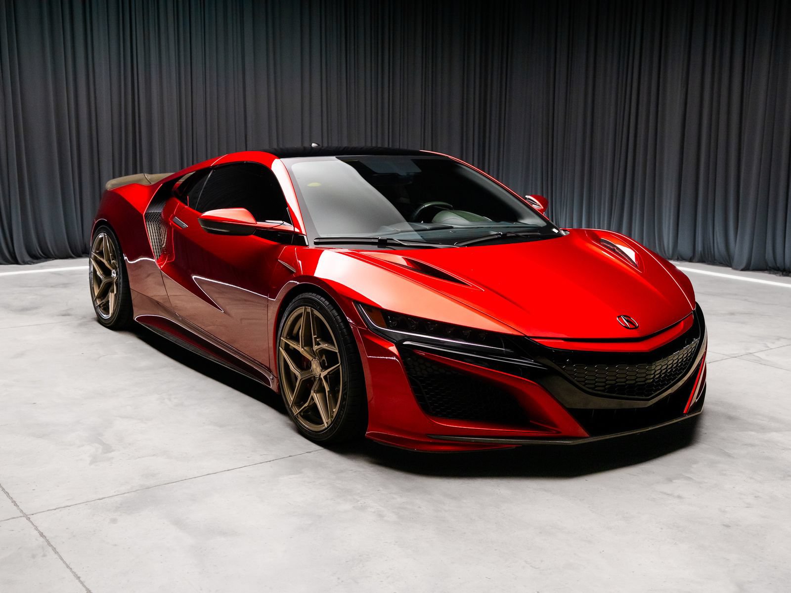 Used 2017 Acura NSX AWD/4WD image 18
