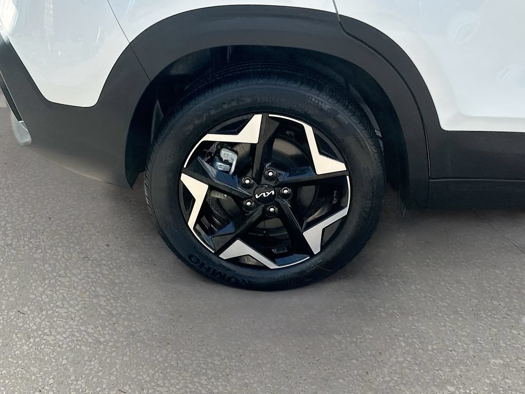 Certified 2024 Kia Seltos EX AWD/4WD image 31
