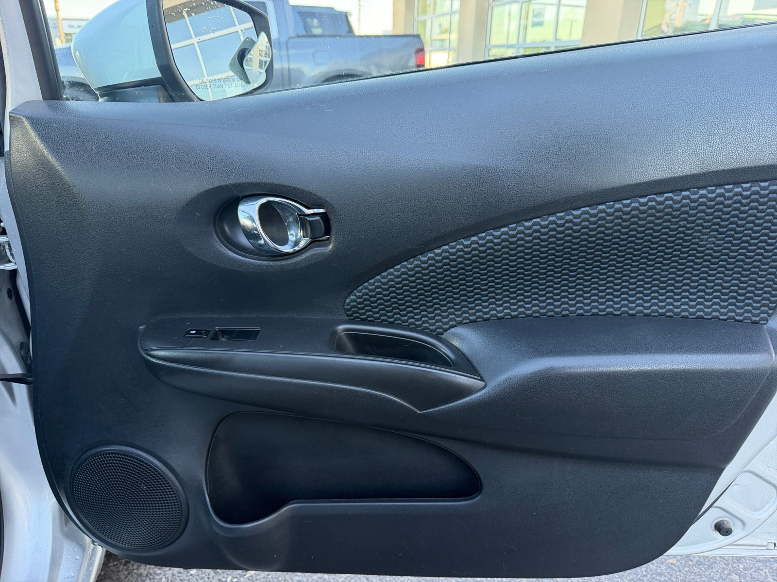 Used 2016 Nissan Versa Note SV FWD image 16