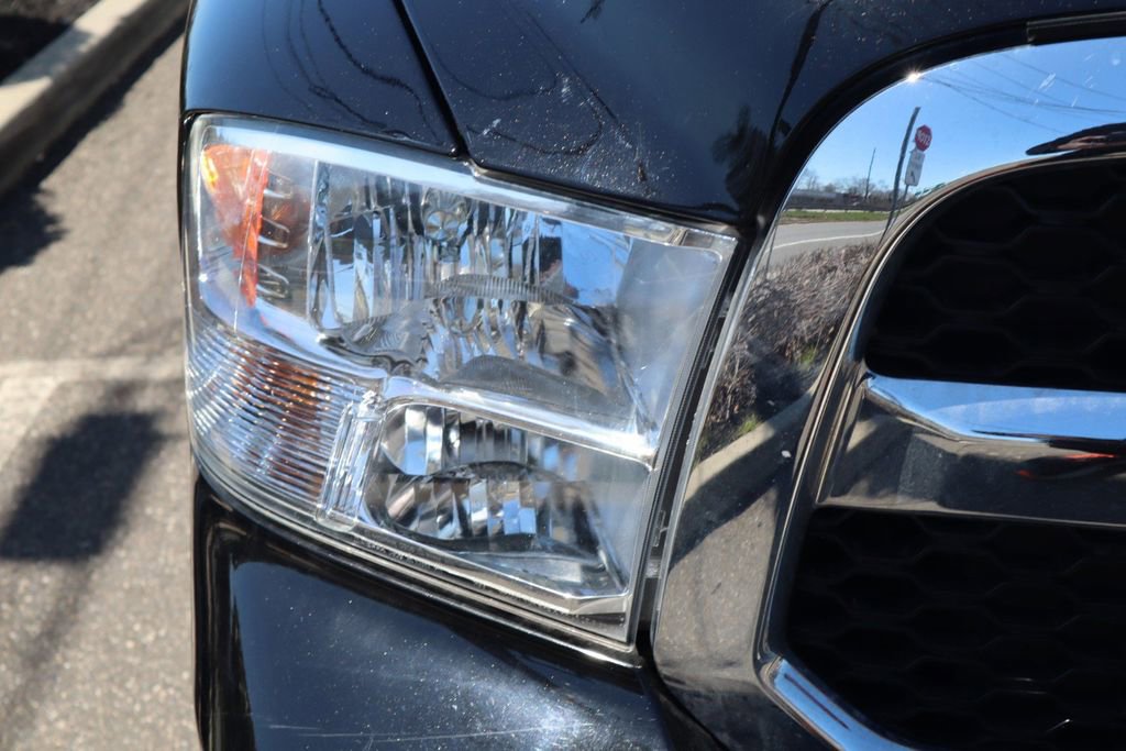 Used 2024 RAM 1500 Classic SLT RWD image 9