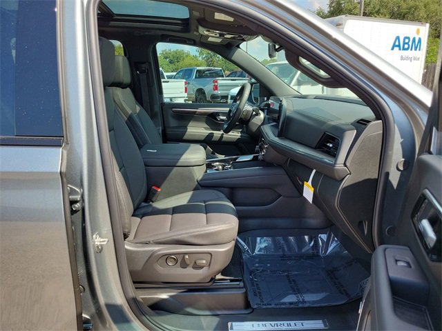 New 2026 Chevrolet Suburban Z71 image 29