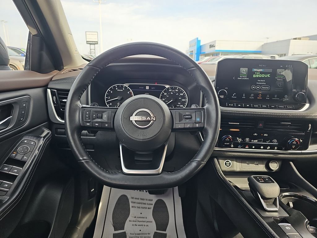Used 2023 Nissan Rogue SL w/ SL Premium Package image 15