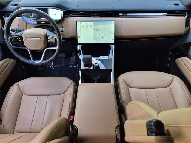 Used 2025 Land Rover Range Rover Sport SE AWD/4WD image 18