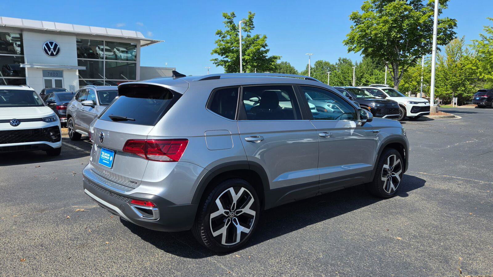 Certified 2023 Volkswagen Taos SEL AWD/4WD image 5