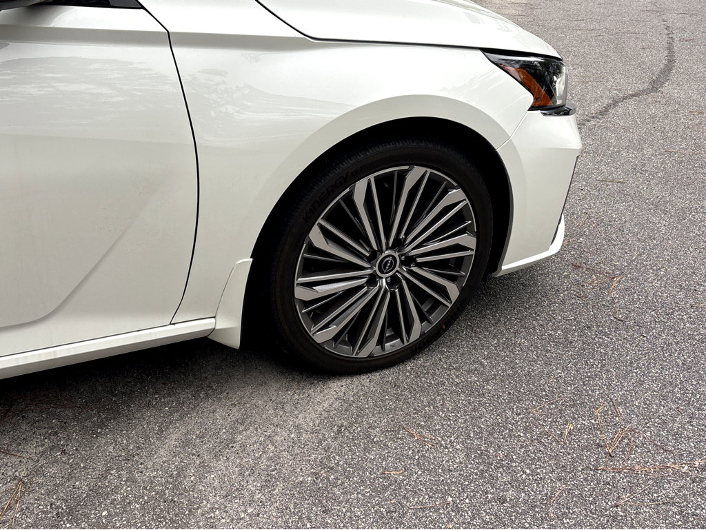 Used 2024 Nissan Altima 2.5 SL image 31