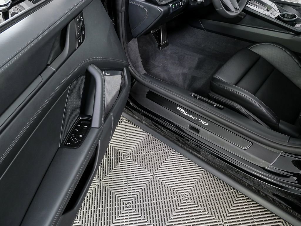 New 2026 Porsche 911 GTS image 8