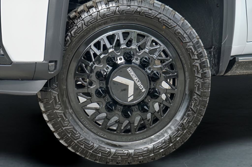 New 2026 GMC Sierra 3500 Denali Ultimate image 2