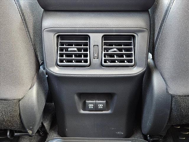 Used 2020 Toyota RAV4 XLE w/ Convenience Package AWD/4WD image 16
