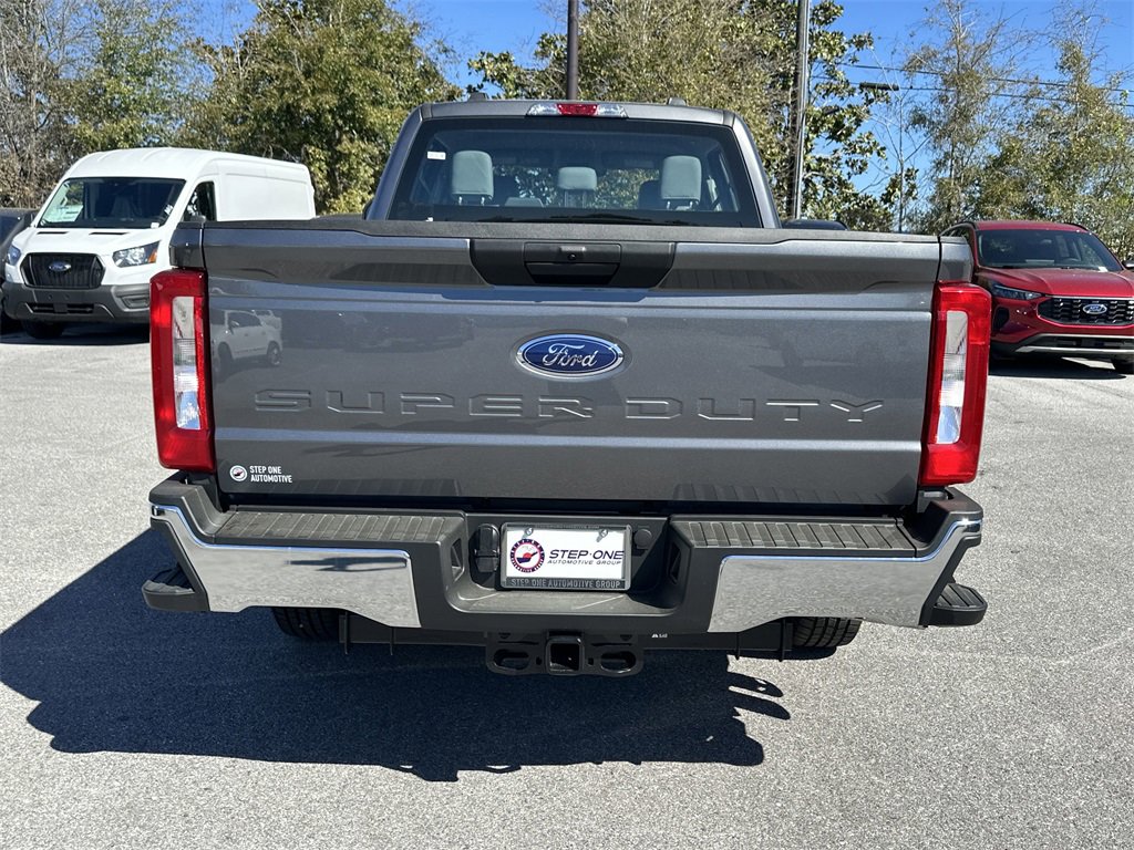 New 2025 Ford F250 XL w/ XL Chrome Package image 5