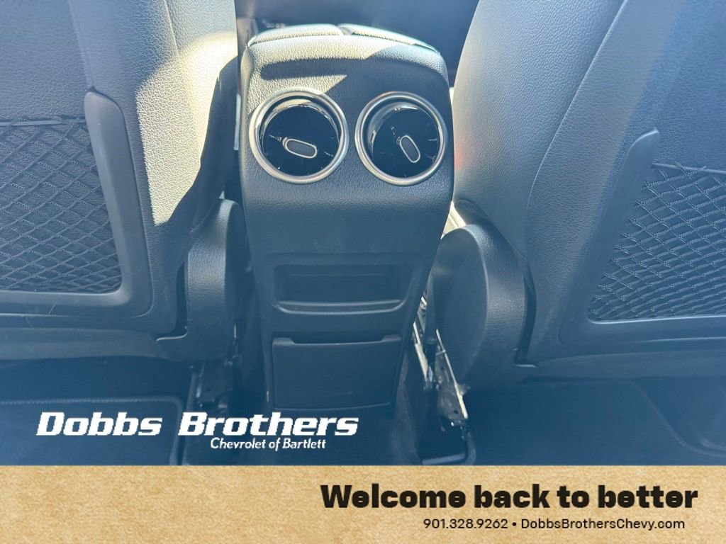 Used 2024 Mercedes-Benz GLB 250 image 32