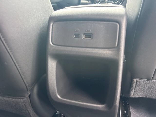 Used 2025 Chevrolet Trax LT FWD image 13