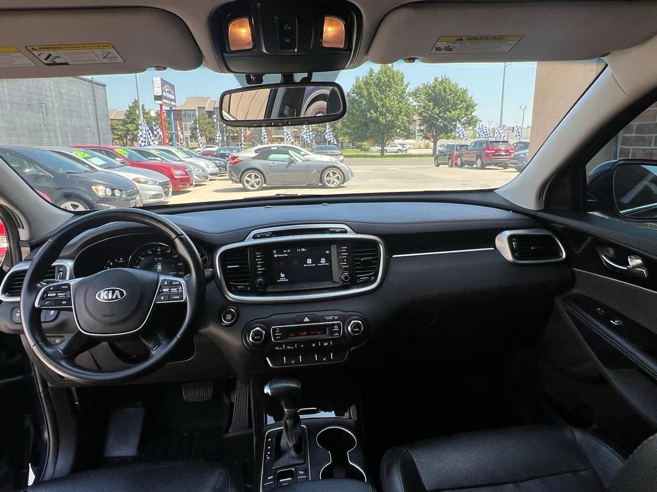 Used 2019 Kia Sorento EX FWD image 16