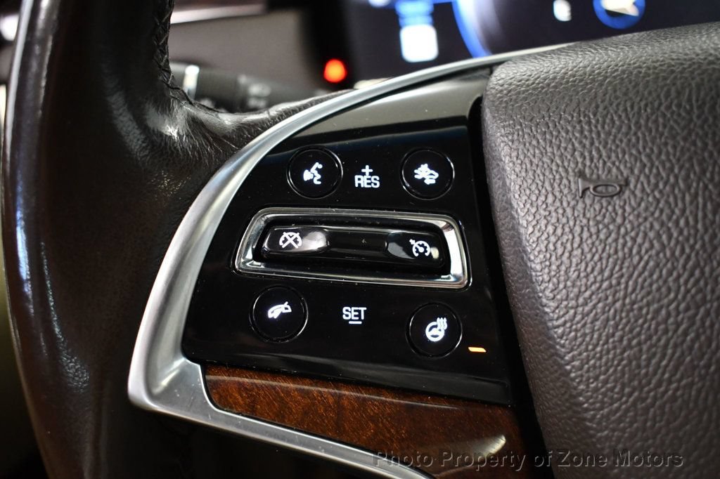 Used 2013 Cadillac XTS Premium FWD image 33