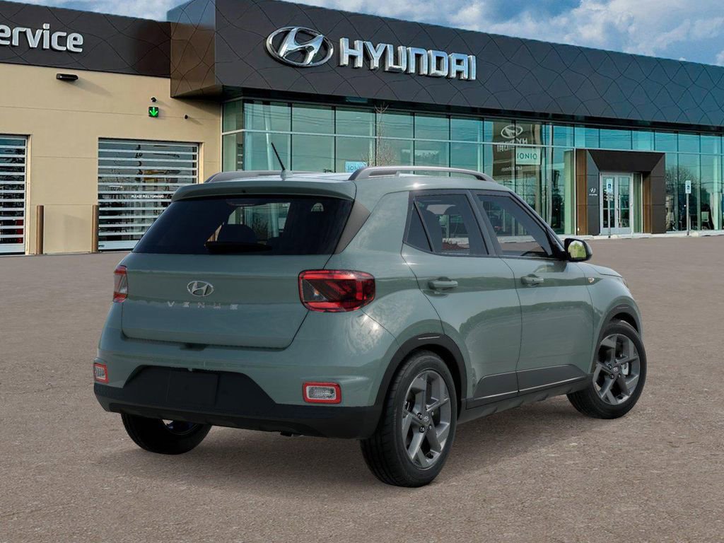 New 2026 Hyundai Venue SEL FWD image 4
