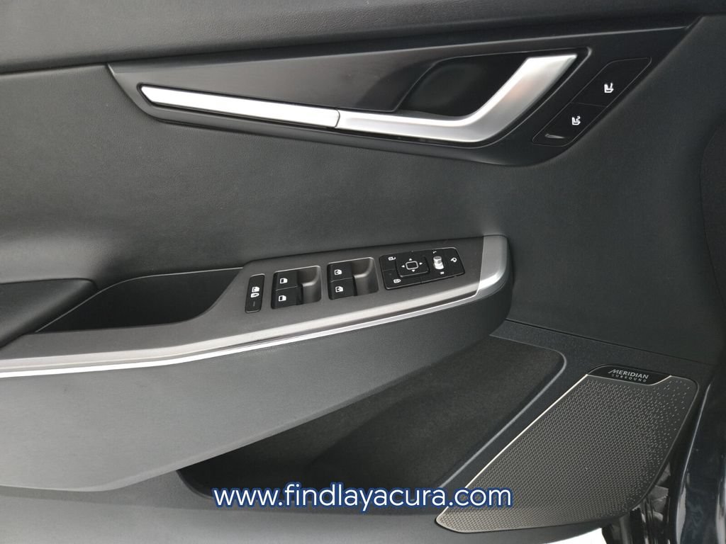 Used 2022 Kia EV6 Wind RWD image 21