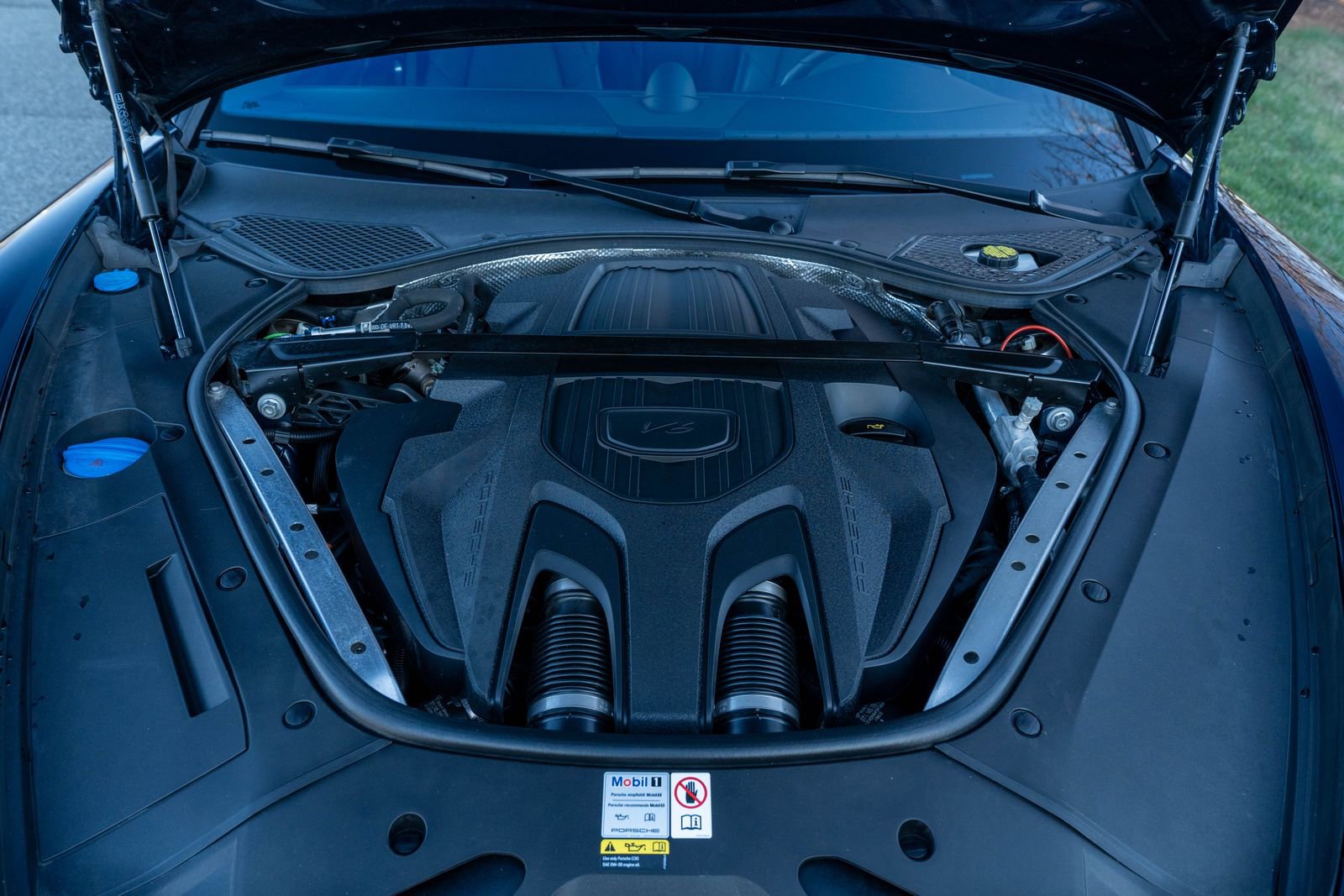 Certified 2022 Porsche Panamera 4 w/ Premium Package image 17