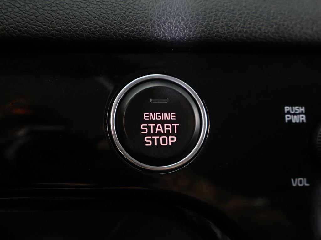 Used 2020 Kia Sportage EX image 38