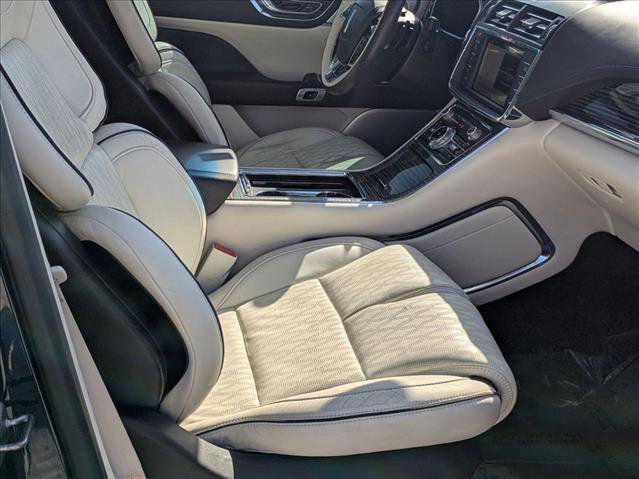 Used 2018 Lincoln Continental Black Label w/ Rear-seat Package image 19