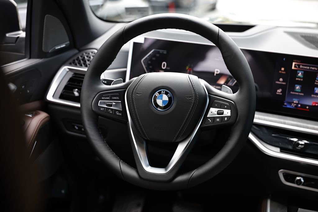 New 2026 BMW X5 xDrive50e w/ Executive Package image 28