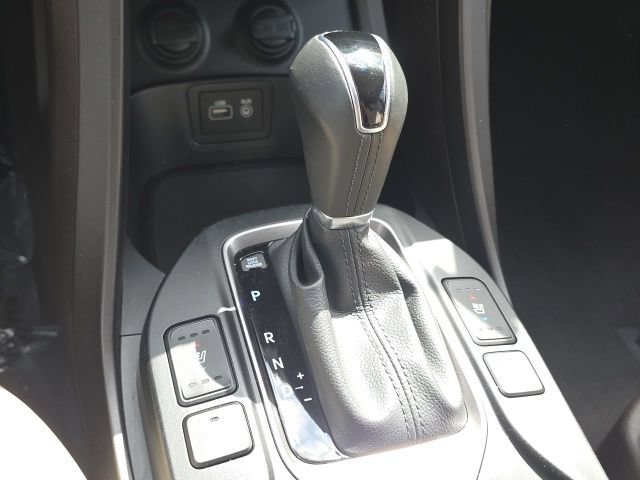 Used 2018 Hyundai Santa Fe Sport w/ Cargo Package FWD image 19