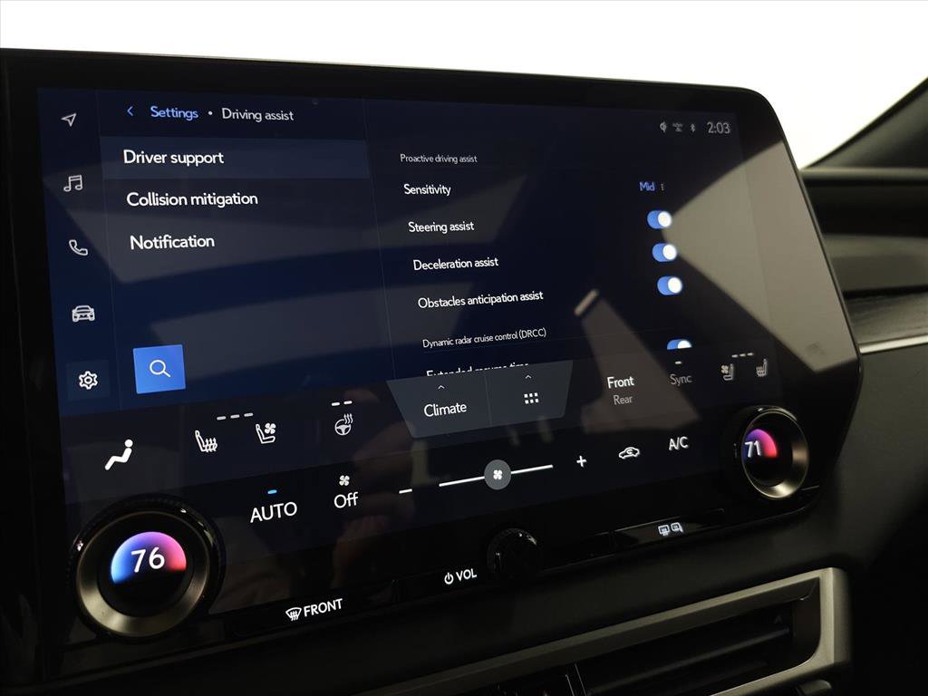 Used 2024 Lexus RX 350 w/ Luxury Package image 30