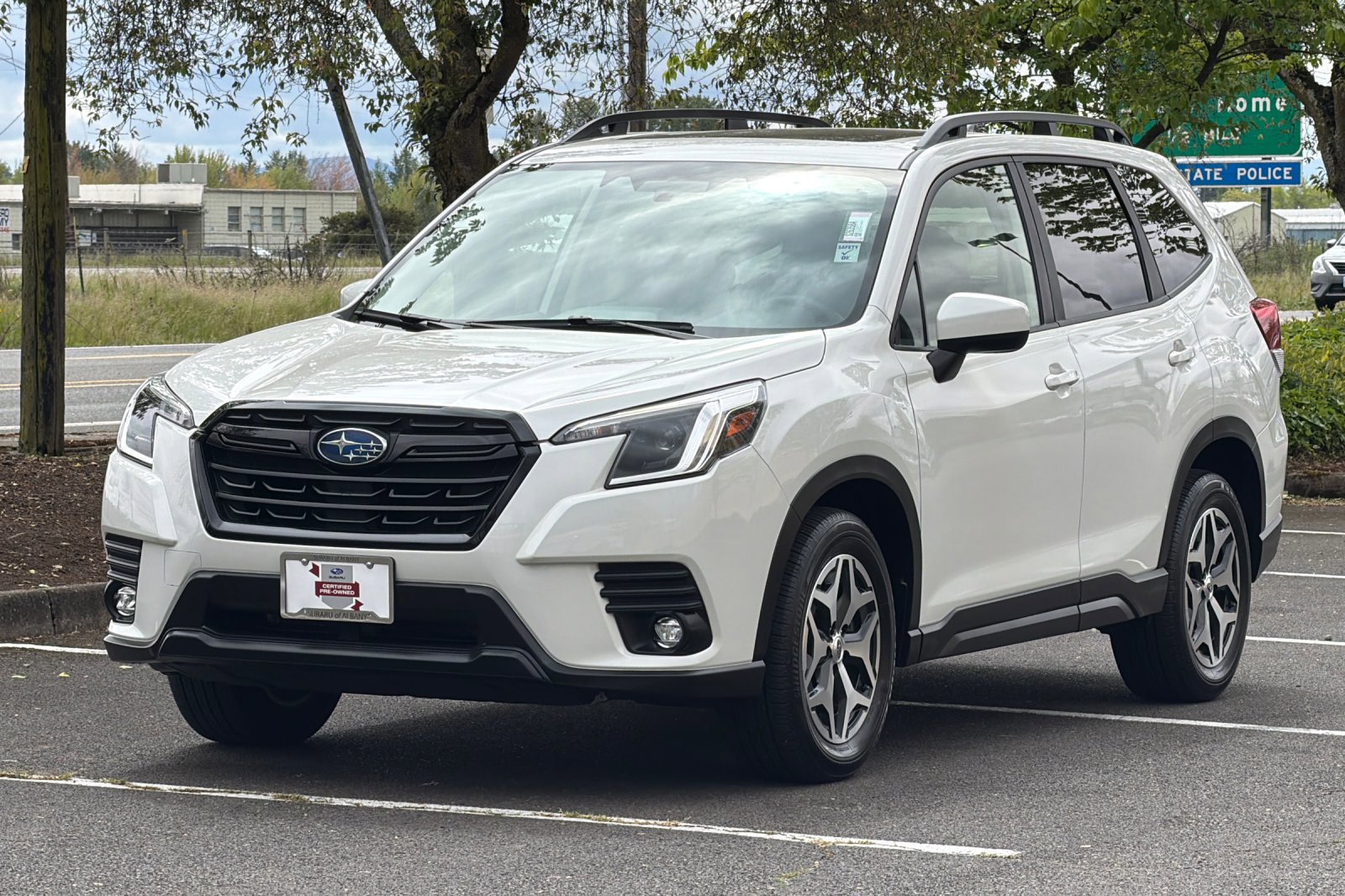 Used 2024 Subaru Forester Premium AWD/4WD image 8