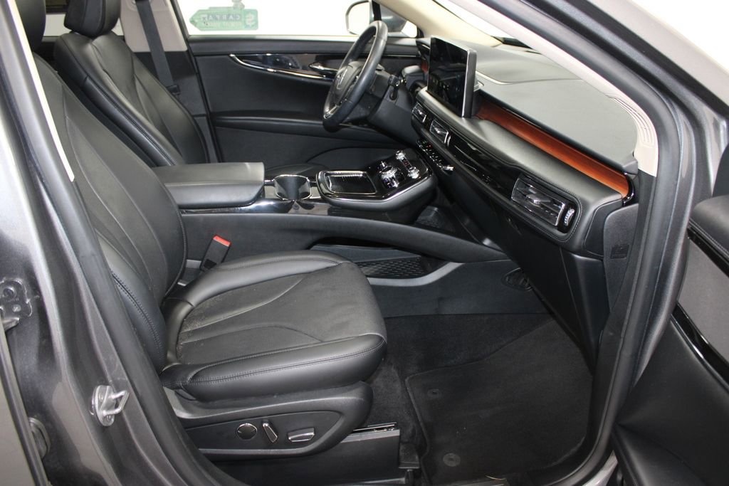 Used 2022 Lincoln Nautilus Reserve w/ Monochromatic Package image 28