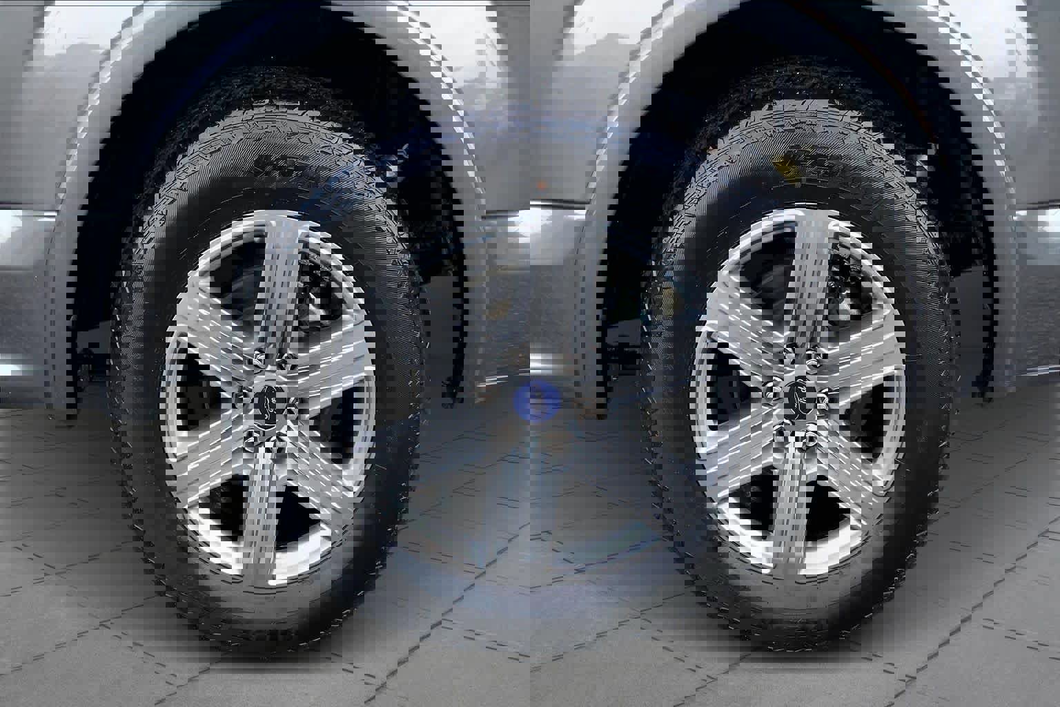 Used 2019 Ford F150 Lariat w/ Equipment Group 502A Luxury image 9