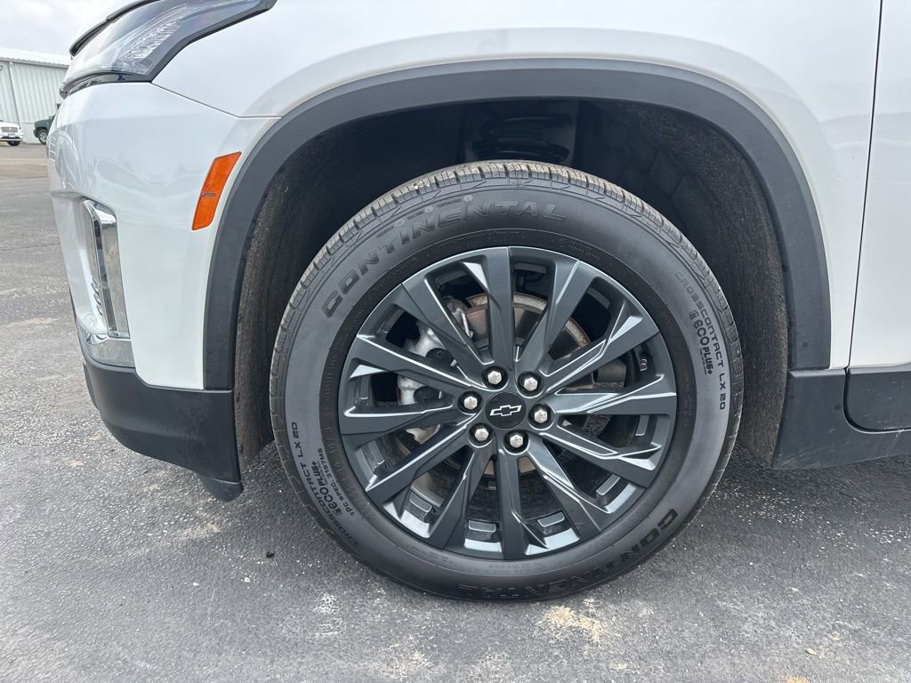 Used 2023 Chevrolet Traverse RS image 21