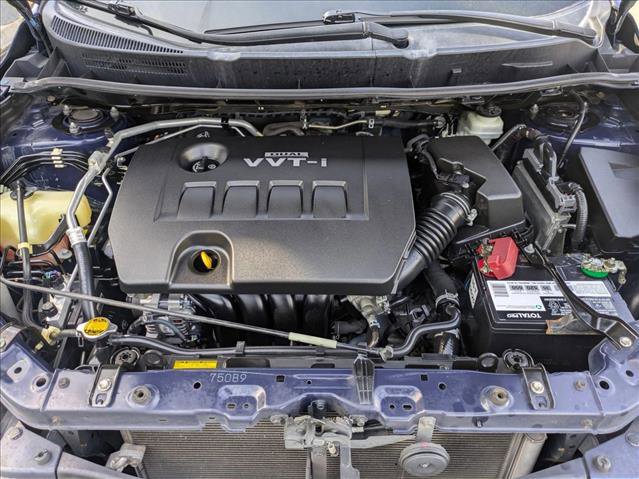 Used 2010 Toyota Matrix image 20