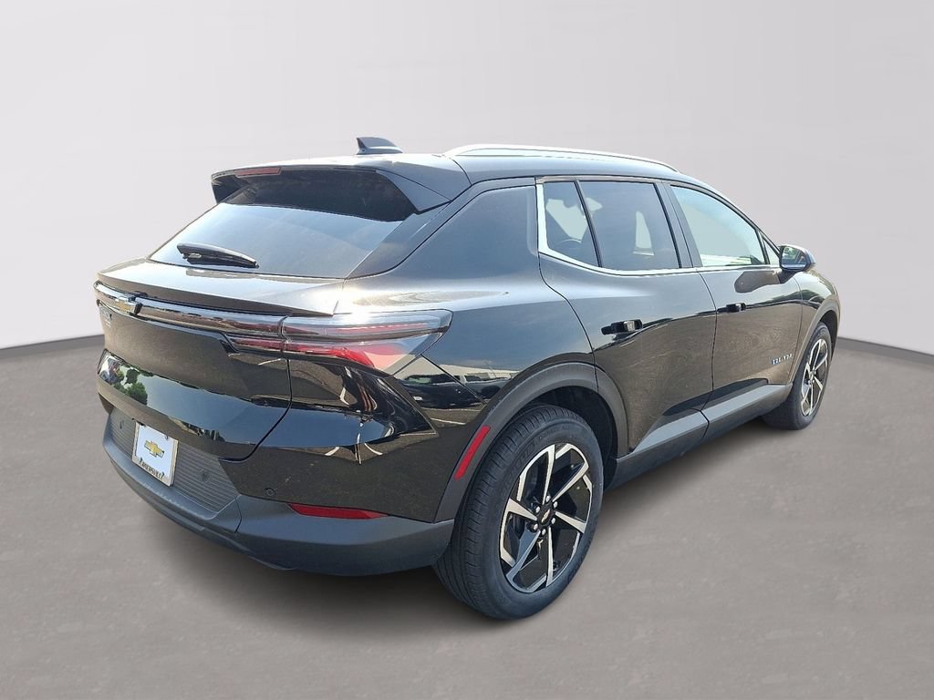 New 2026 Chevrolet Equinox EV LT FWD image 4