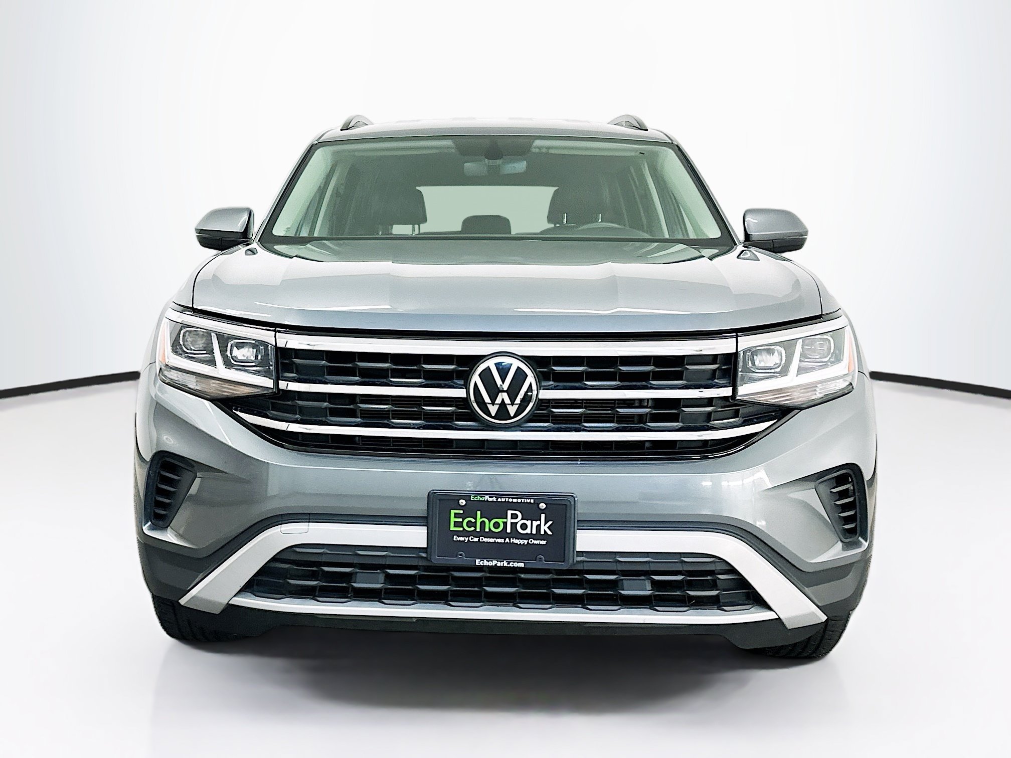 Used 2023 Volkswagen Atlas SE AWD/4WD image 2